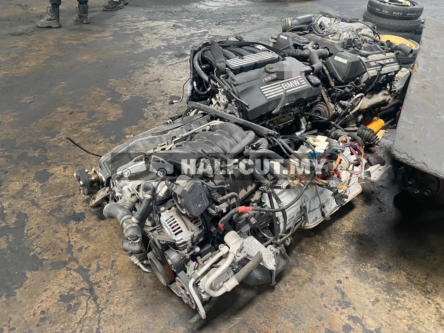 E90 320i Lci N46B HALFCUT BODY PARTS ENGINE GEARBOX