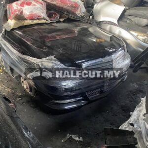 MERcedes BENZ w204 body parts engine gearbox