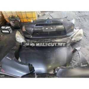 Toyota Prius C Nose Cut Set
