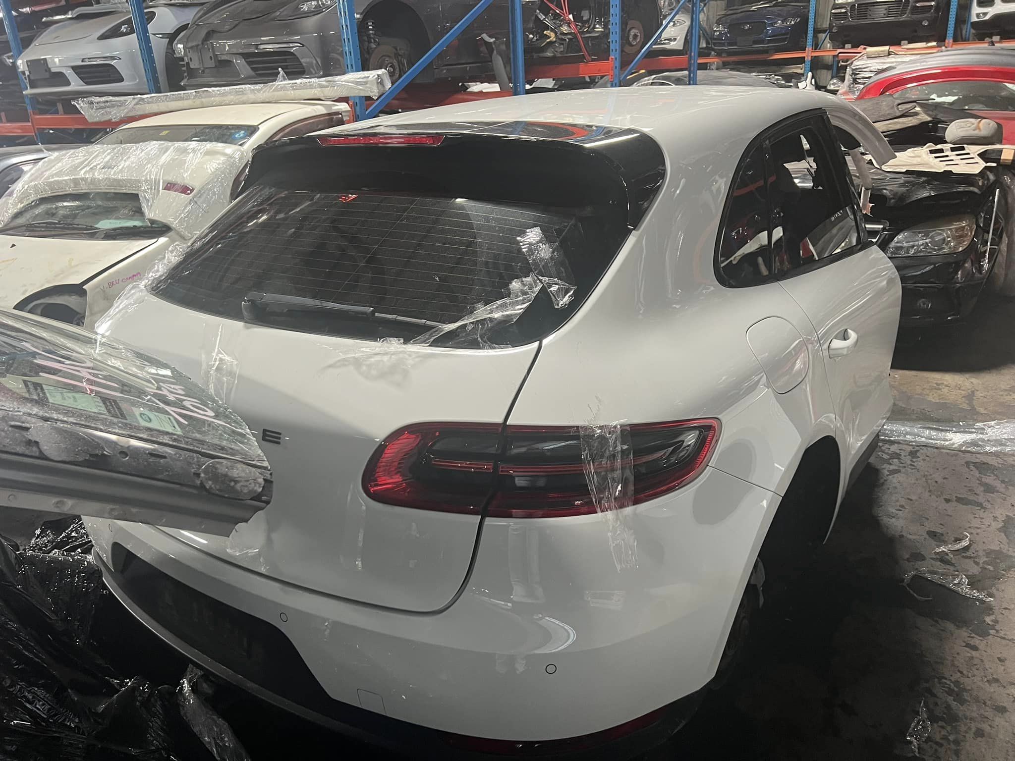 Porsche Macan - Image 4