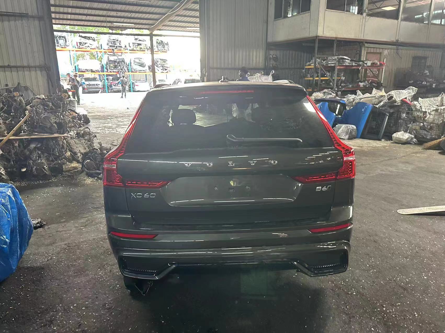 VOLVO XC60 B6 - Image 5