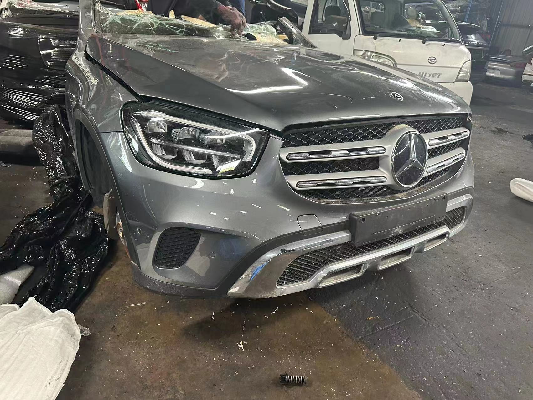 BENZ GLC - Image 2